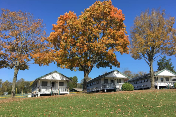 CampNockAMixonCabins